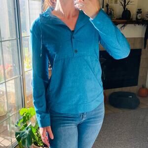 Marmot blue pullover hooded lightweight jacket